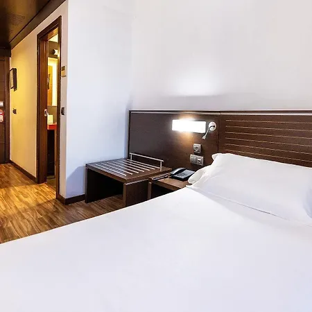 Hotel Globales Castillo De Ayud 3*