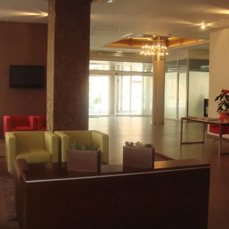 Globales Castillo De Ayud