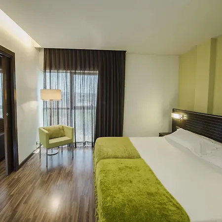 Hotel Globales Castillo De Ayud