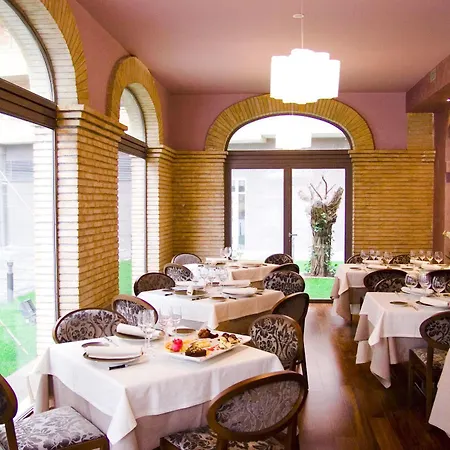 Hotel Globales Castillo De Ayud 3*