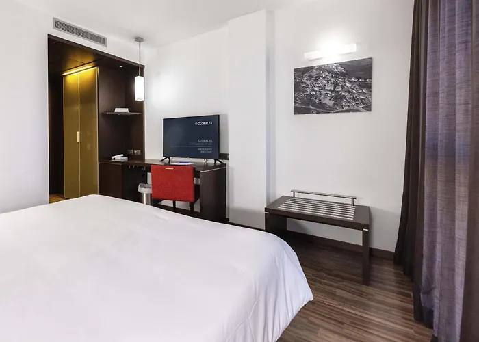 Globales Castillo De Ayud