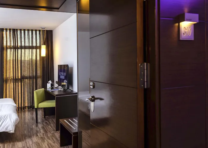 Hotel Globales Castillo De Ayud