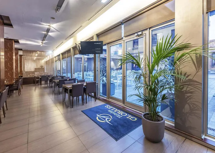 Globales Castillo De Ayud