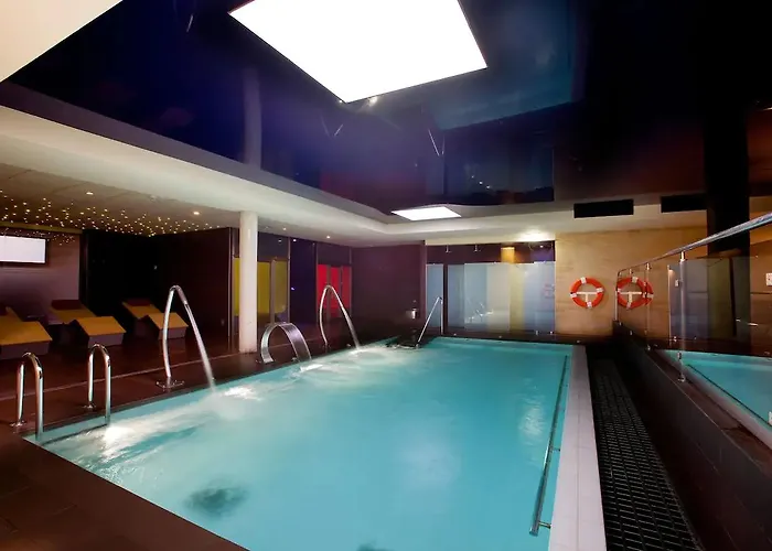 Globales Castillo De Ayud