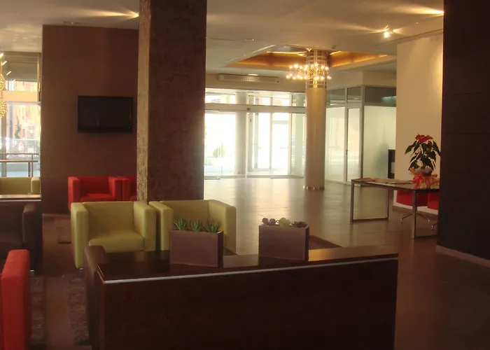 Globales Castillo De Ayud