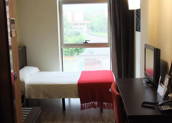 Globales Castillo De Ayud 3*